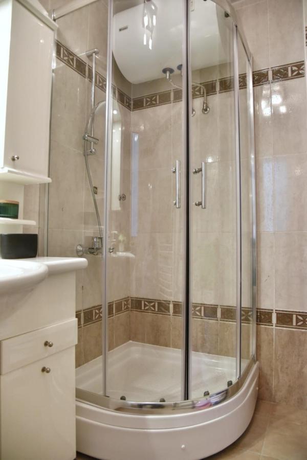 Apartment Carpe Diem In Белград Екстериор снимка