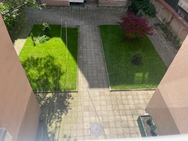 Apartment Carpe Diem In Белград Екстериор снимка